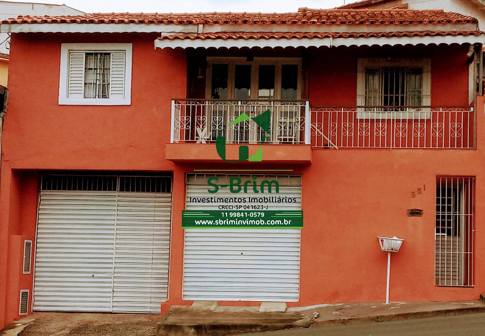 Casa à venda com 3 quartos, 300m² - Foto 1