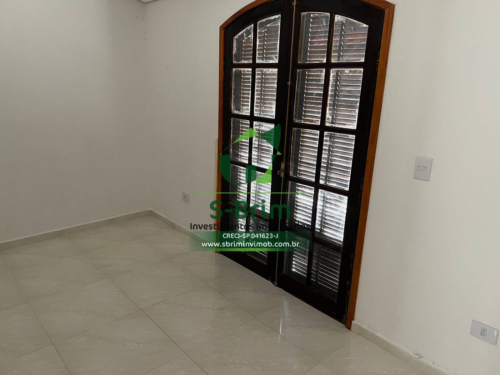 Casa à venda com 3 quartos, 102m² - Foto 11