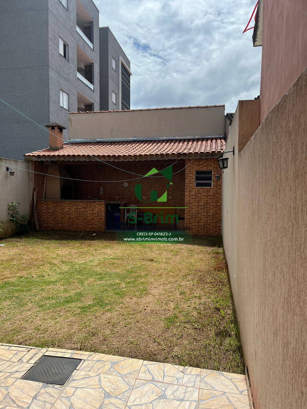 Casa à venda com 3 quartos, 155m² - Foto 2