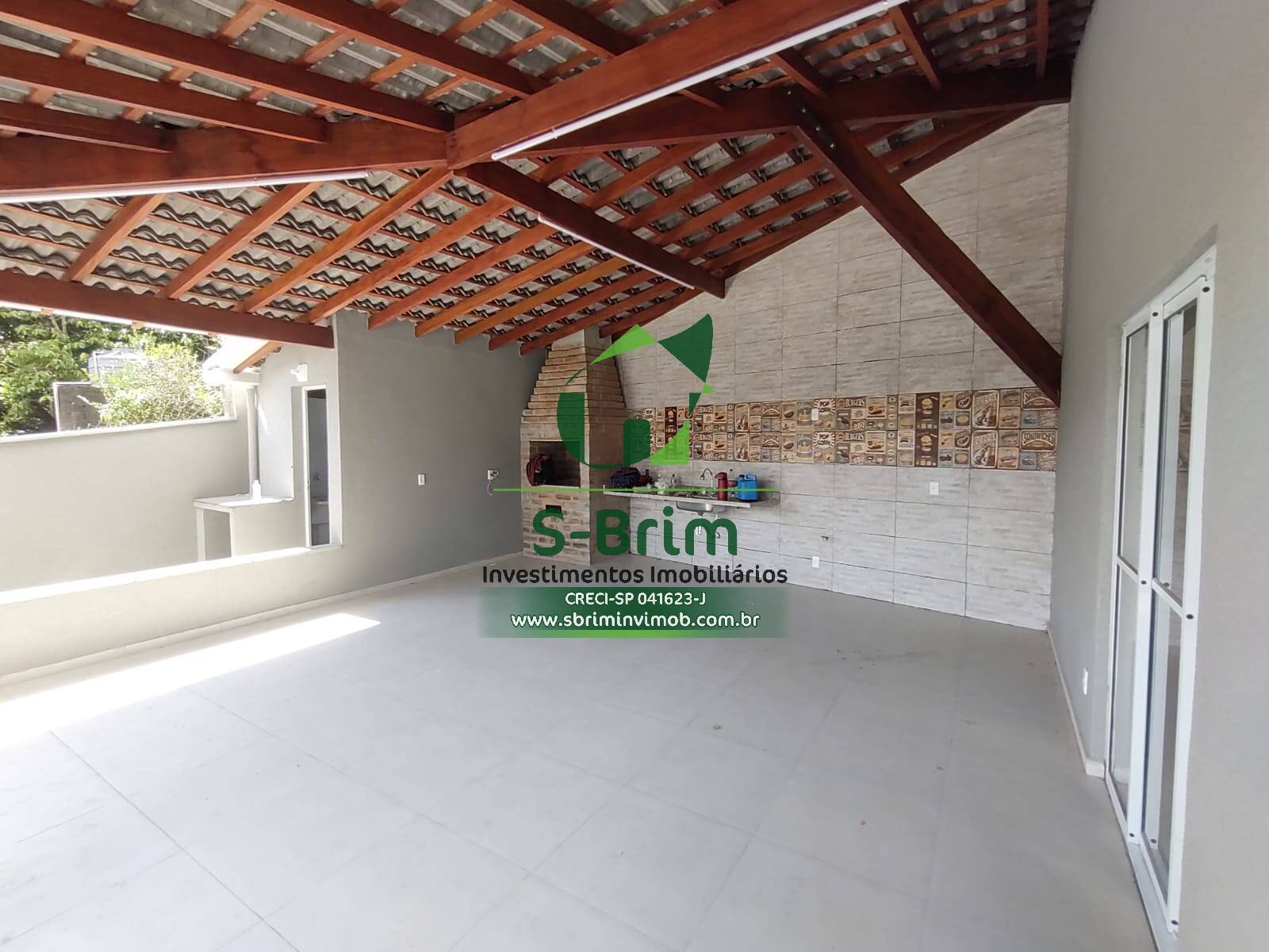 Casa para alugar com 2 quartos, 95m² - Foto 9