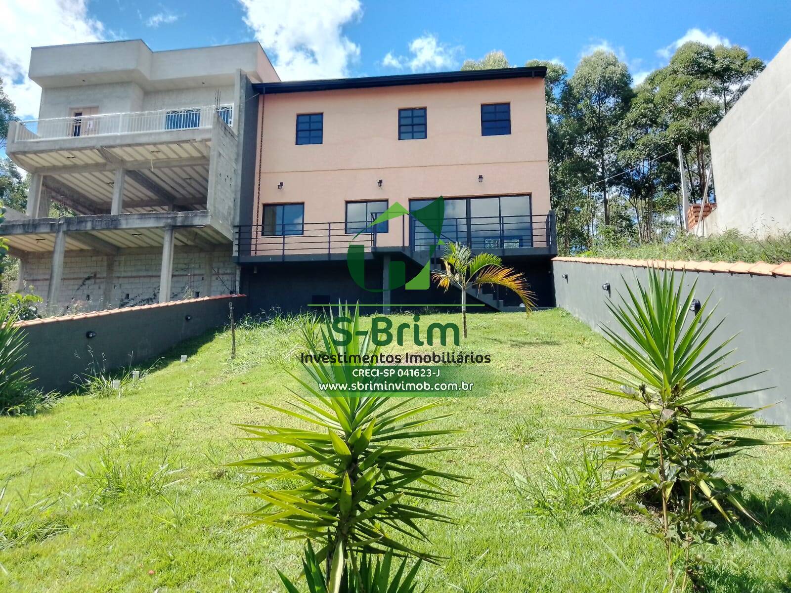 Casa de Condomínio à venda com 3 quartos, 120m² - Foto 1