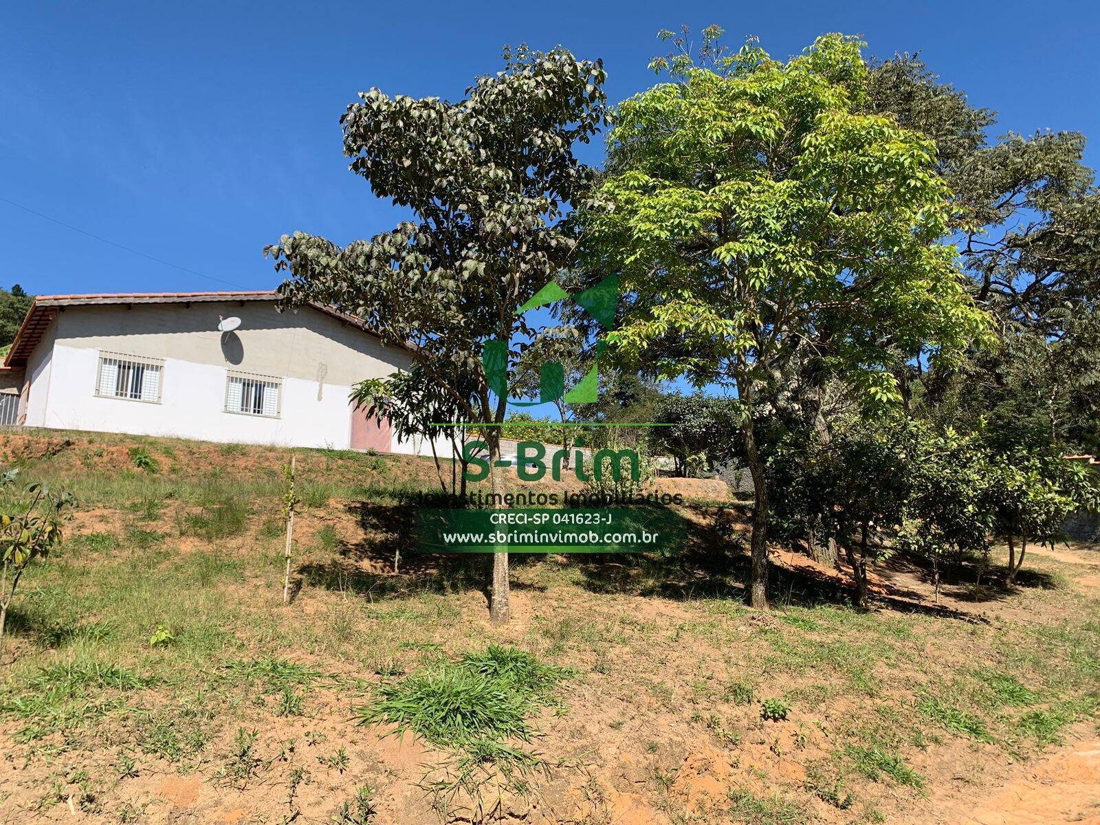 Fazenda à venda com 3 quartos, 160m² - Foto 3