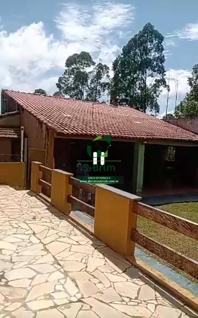 Fazenda à venda com 6 quartos, 1000m² - Foto 4