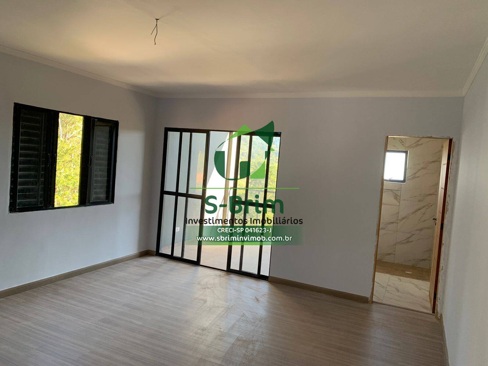 Casa à venda com 3 quartos, 260m² - Foto 2