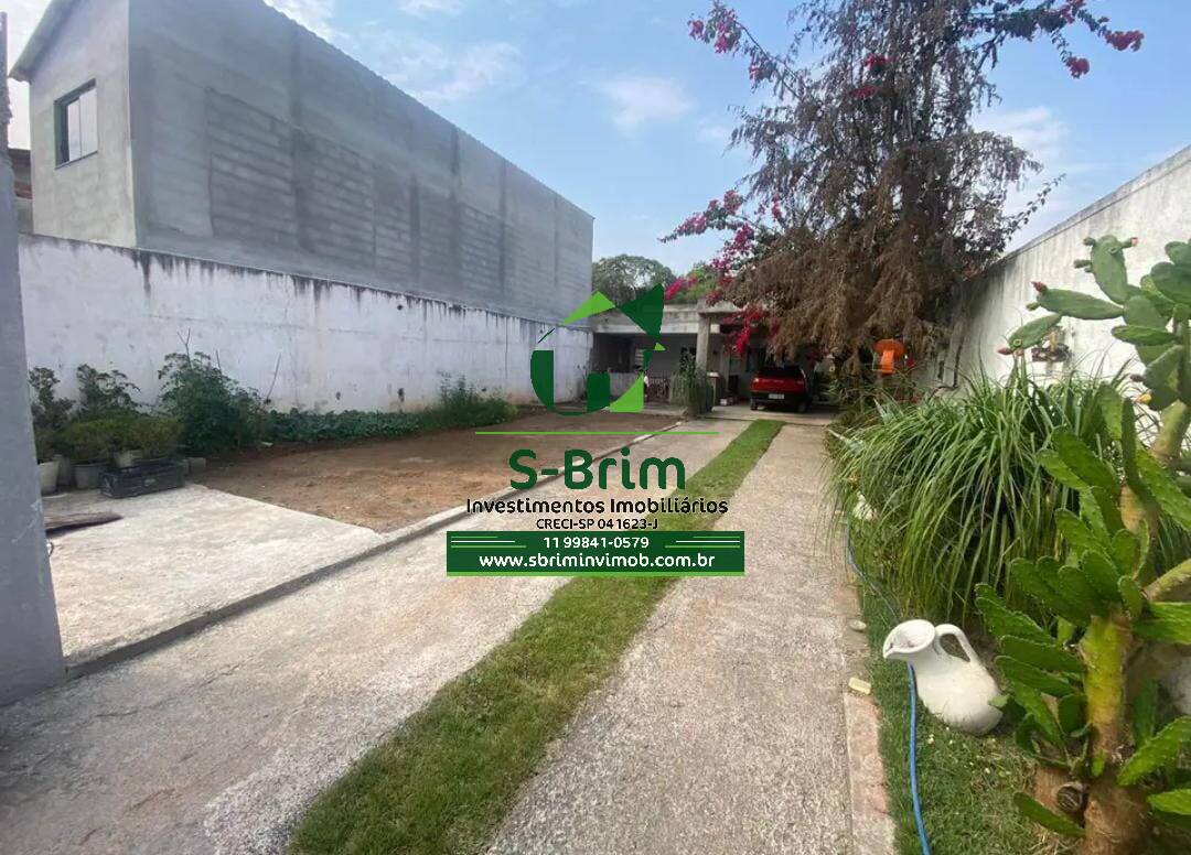 Fazenda à venda com 3 quartos, 200m² - Foto 1