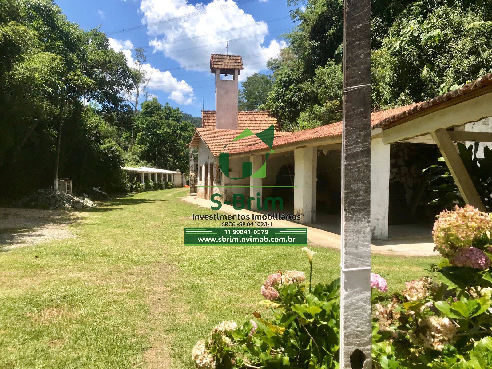 Fazenda à venda com 6 quartos, 1200m² - Foto 3