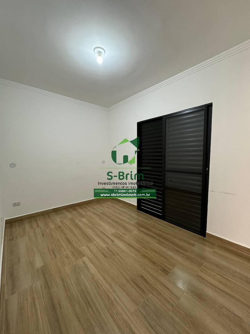 Casa à venda com 3 quartos, 103m² - Foto 2