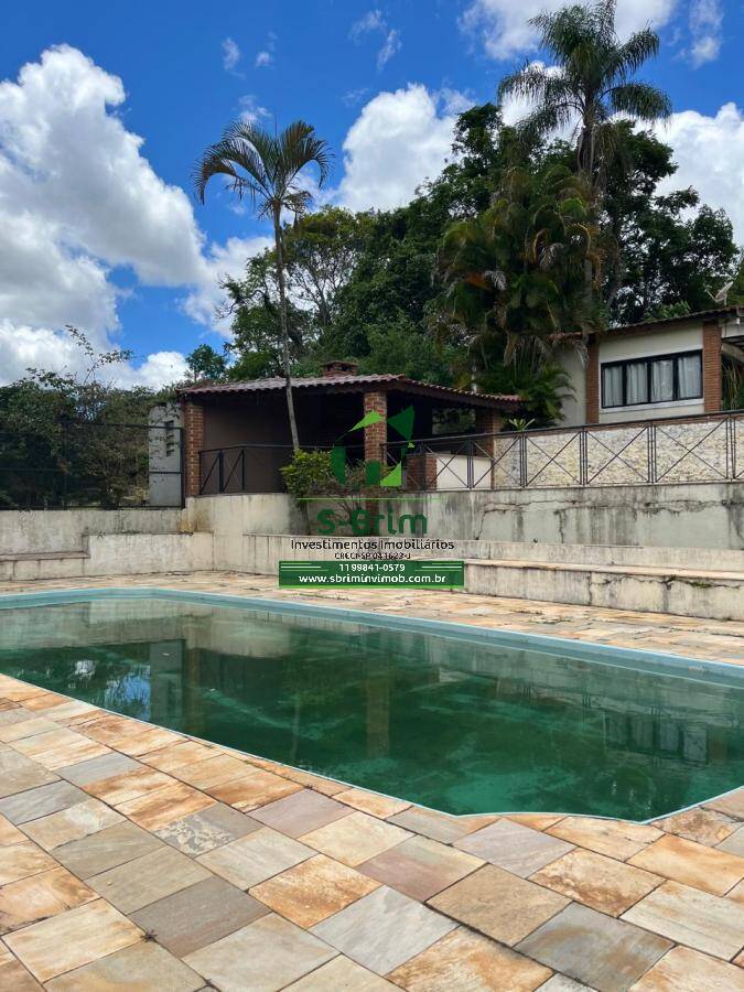 Fazenda à venda com 4 quartos, 400m² - Foto 1