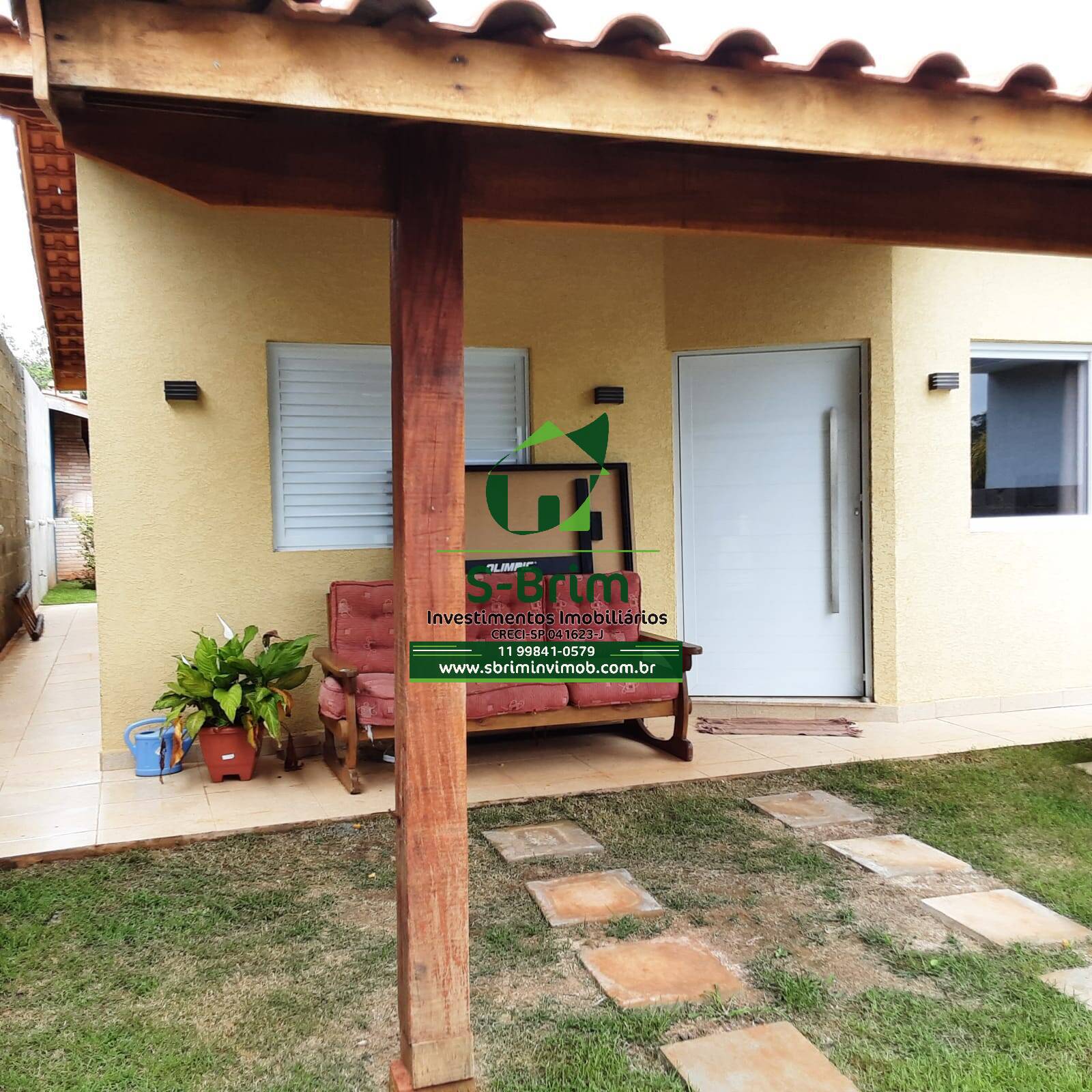 Casa à venda com 3 quartos, 130m² - Foto 2